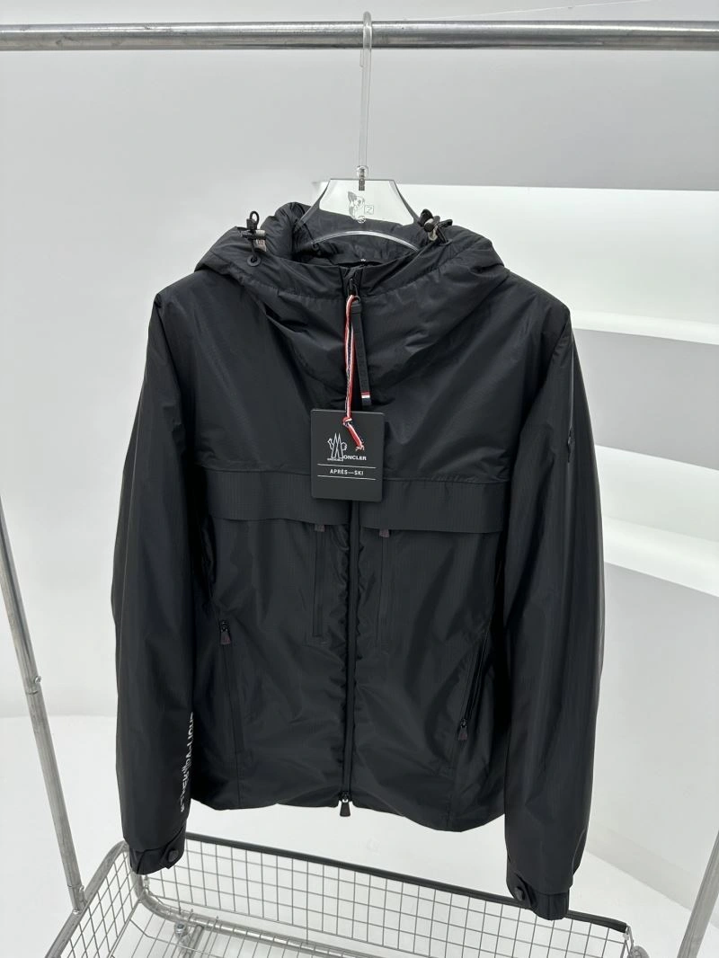 TravelReady Moncler Down Jackets 144460