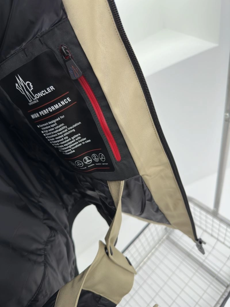 ZipUp Moncler Down Jackets 144459