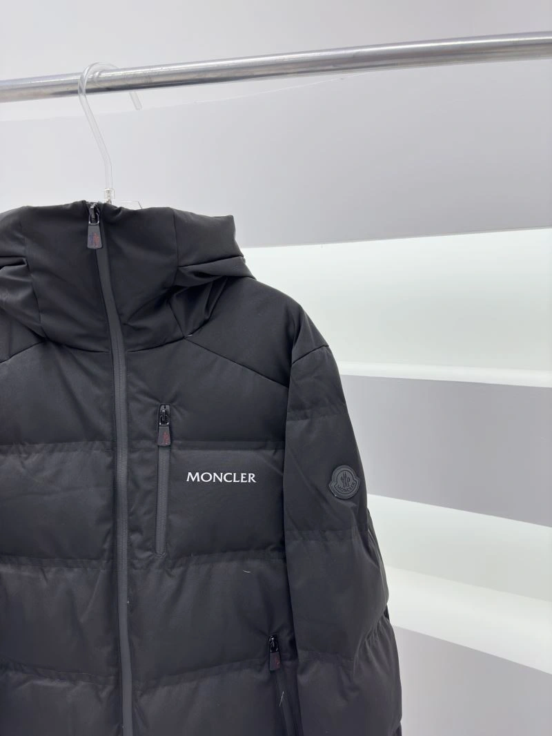 Moncler Down Jackets Comfortable 144458