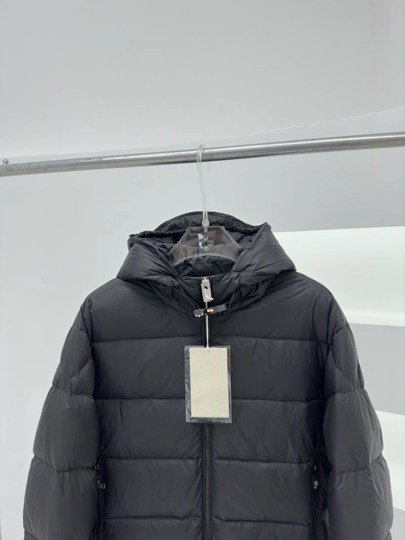 Moncler Down Jackets Snug 144455