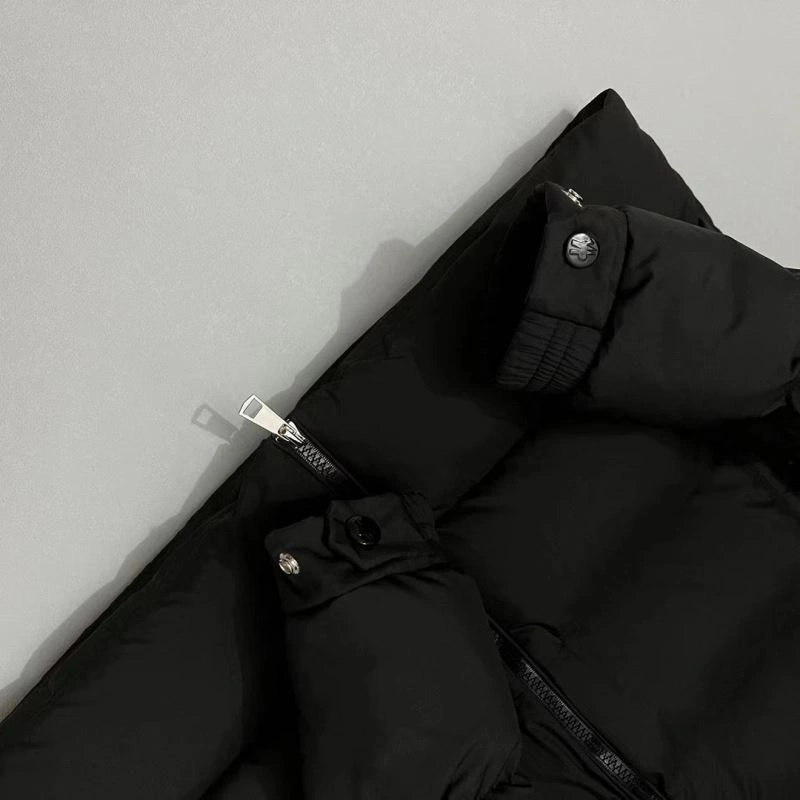 Moncler Down Jackets Classic 144438