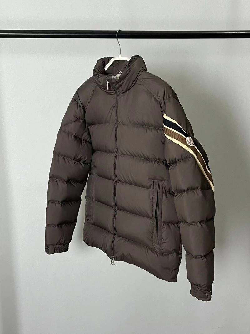 Moncler Down Jackets Attractive 144439