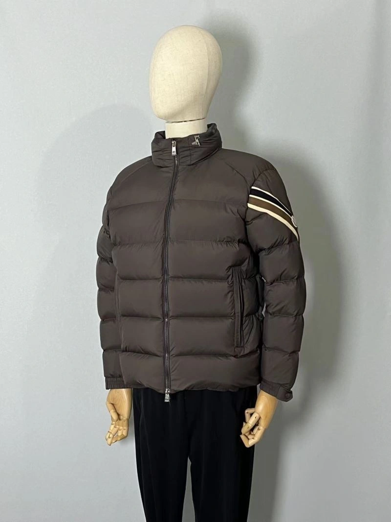 Moncler Down Jackets Attractive 144439