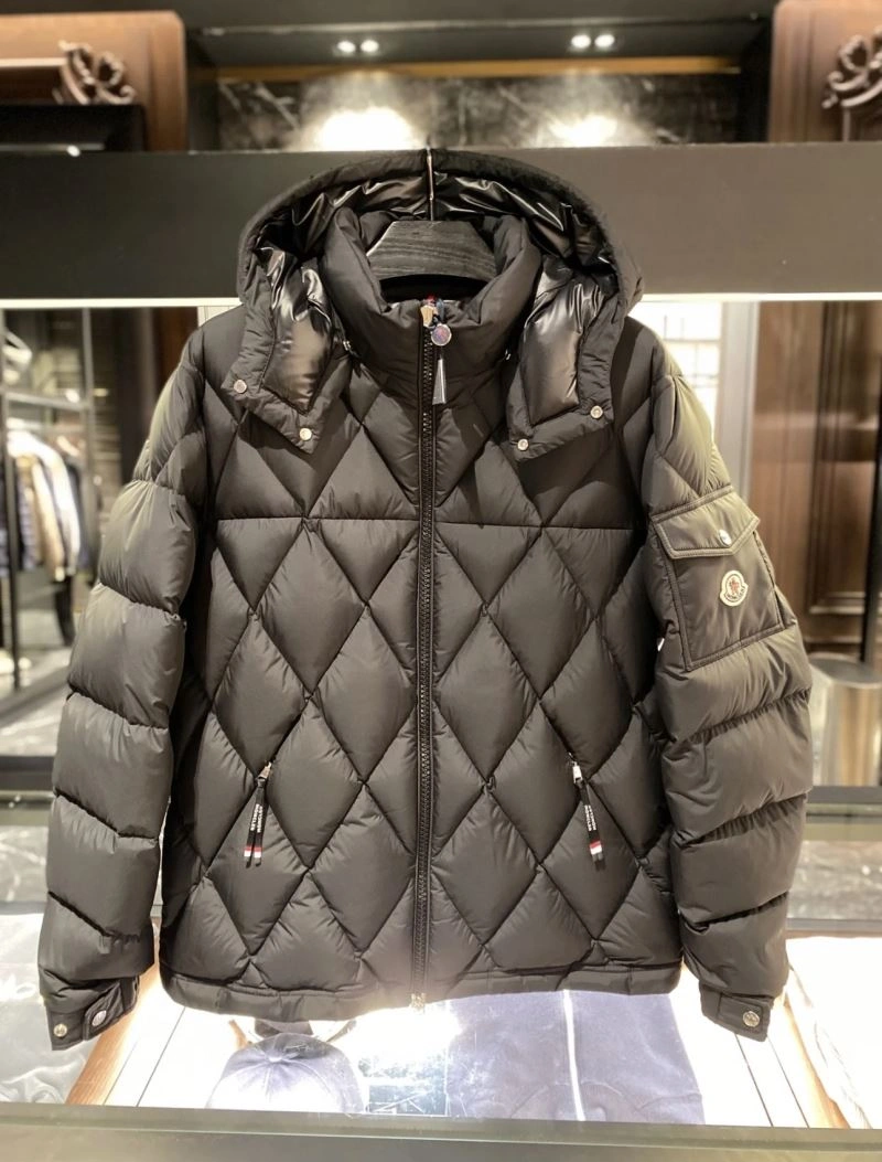 Chic Moncler Down Jackets 144434