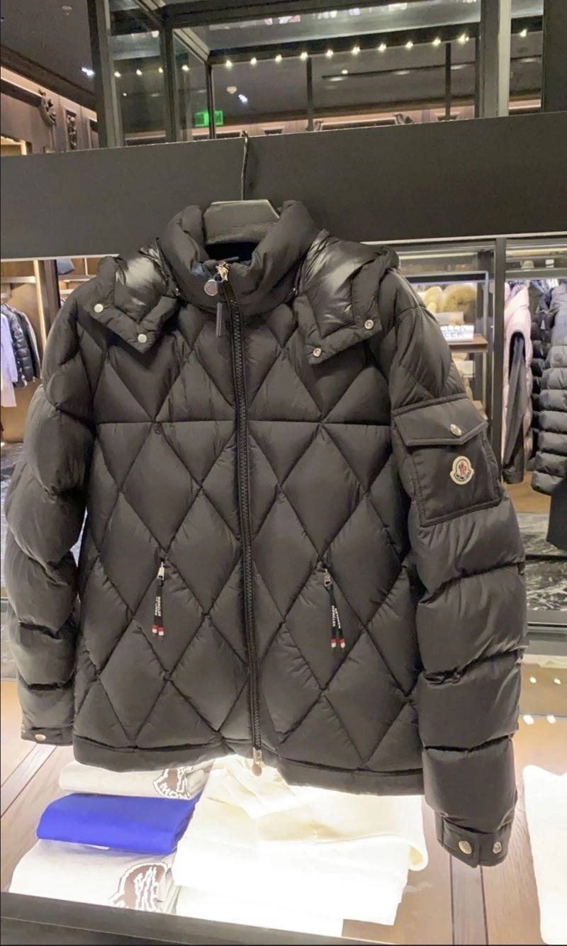 Chic Moncler Down Jackets 144434