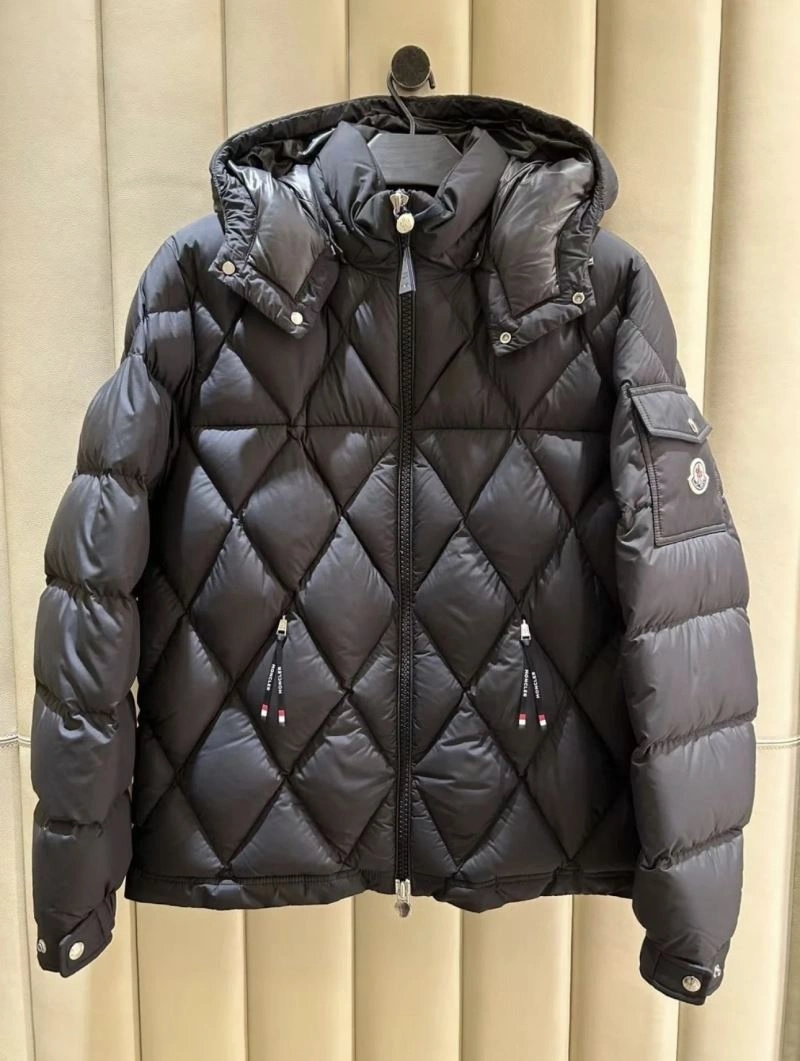 Chic Moncler Down Jackets 144434