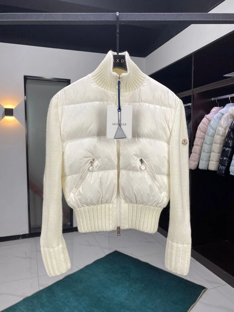 Casual Moncler Down Jackets 144436