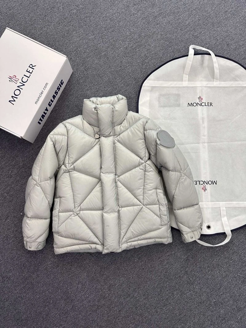 Sustainable Moncler Down Jackets 144450