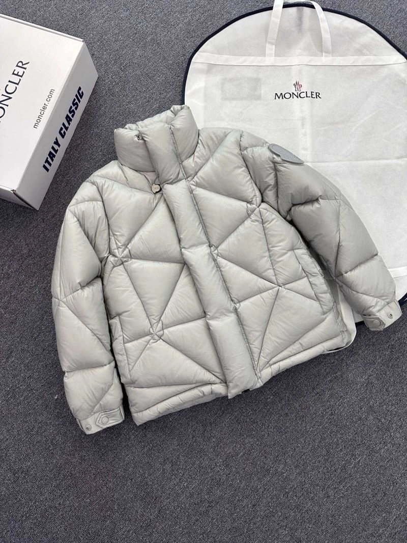 Sustainable Moncler Down Jackets 144450