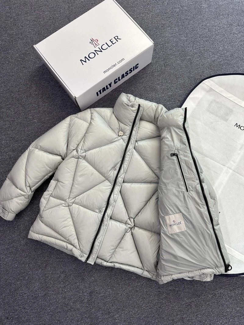 Affordable Moncler Down Jackets 144442