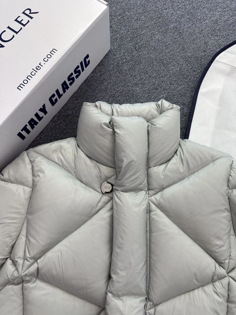 Affordable Moncler Down Jackets 144442
