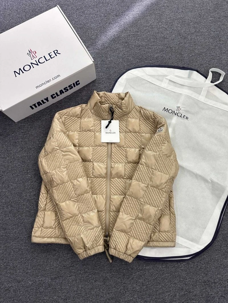 Moncler Down Jackets Functional 144426