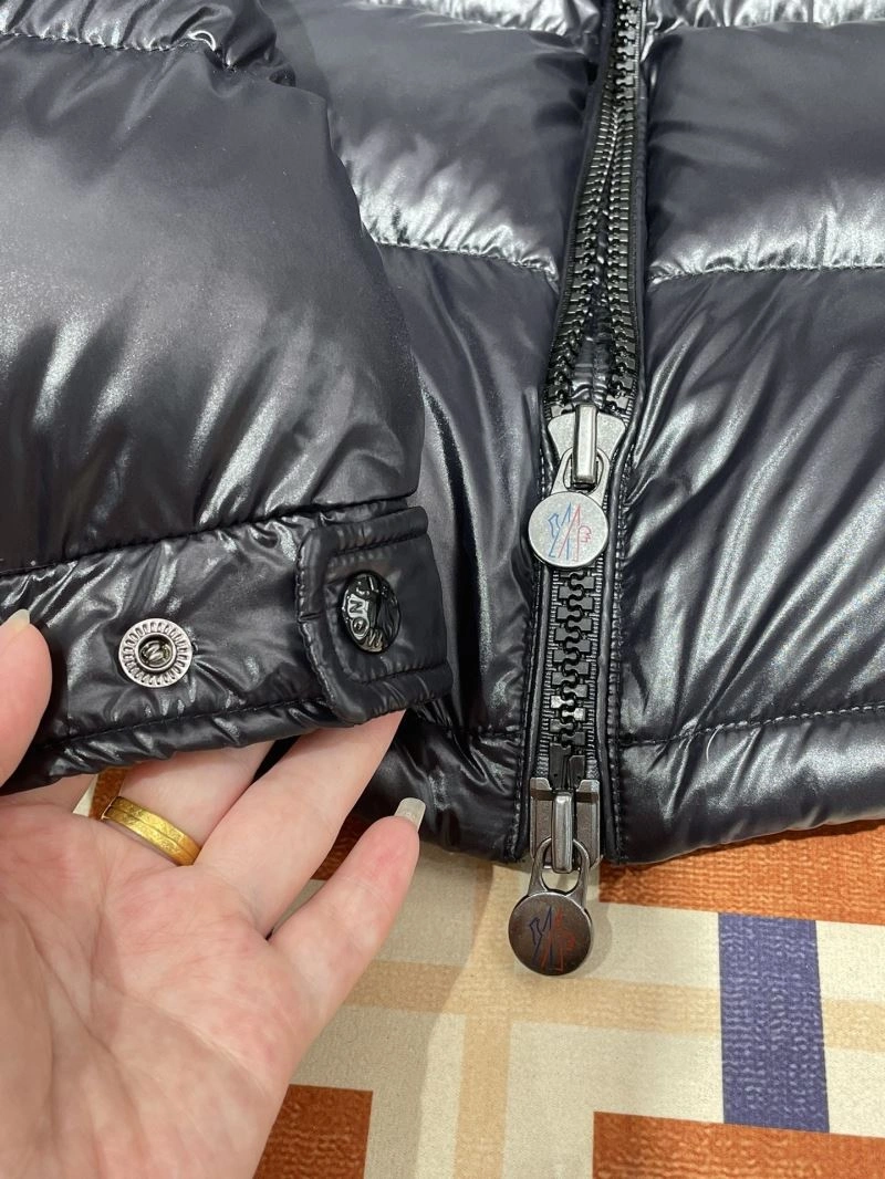 EyeCatching Moncler Down Jackets 144121