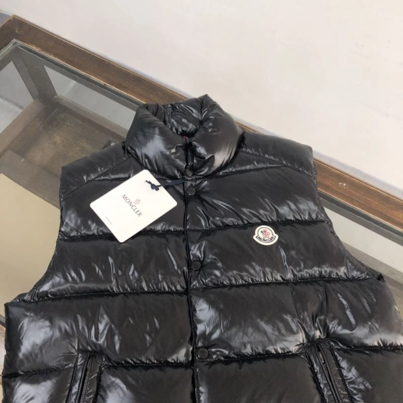 Moncler Down Jackets Attractive 144118
