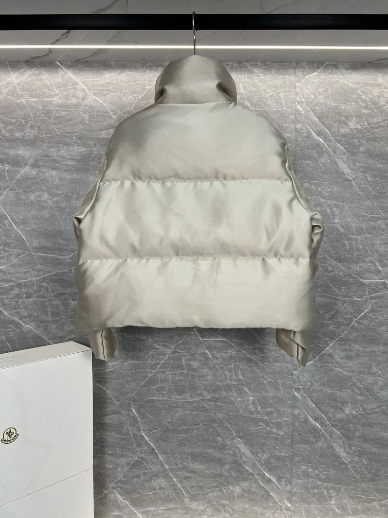 Affordable Moncler Down Jackets 144110