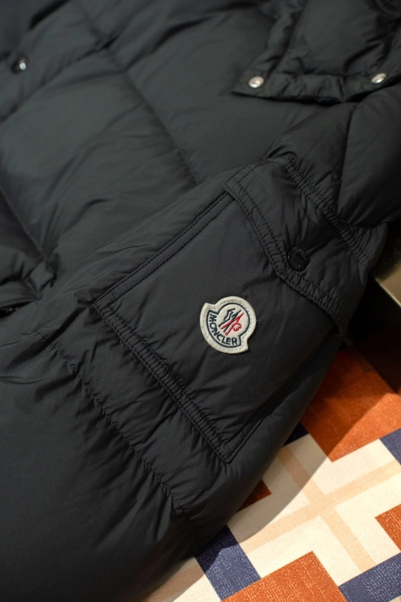 Attractive Moncler Down Jackets 144113