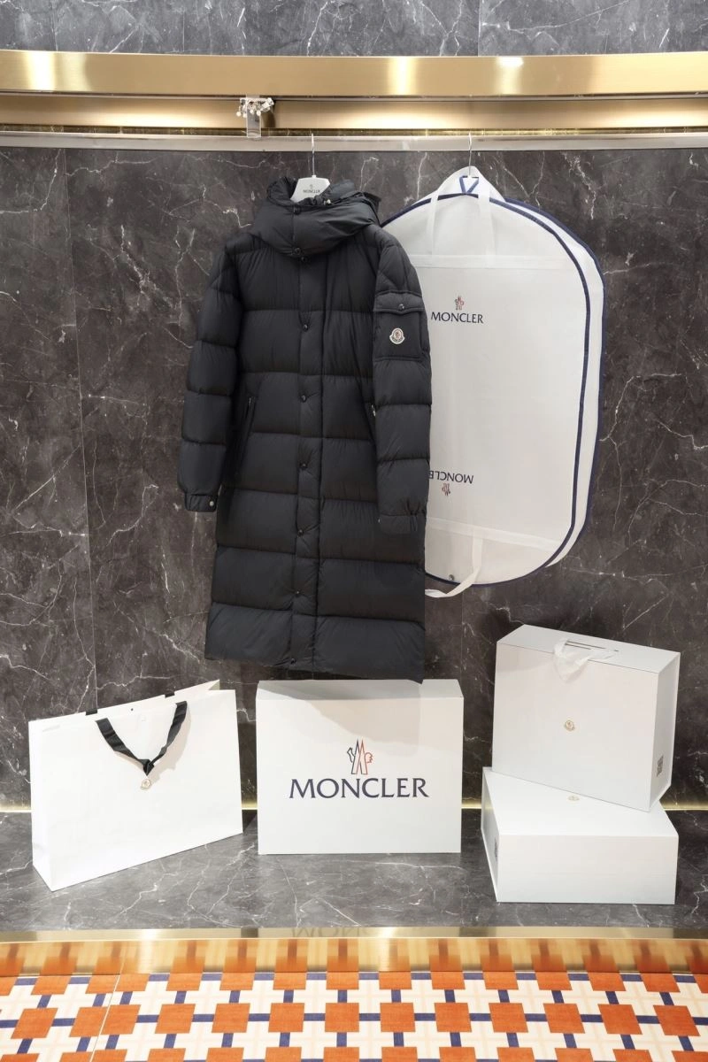 Moncler Down Jackets ComfortFit 144107