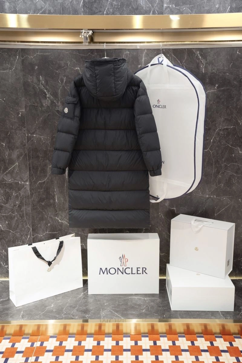 Moncler Down Jackets ComfortFit 144107