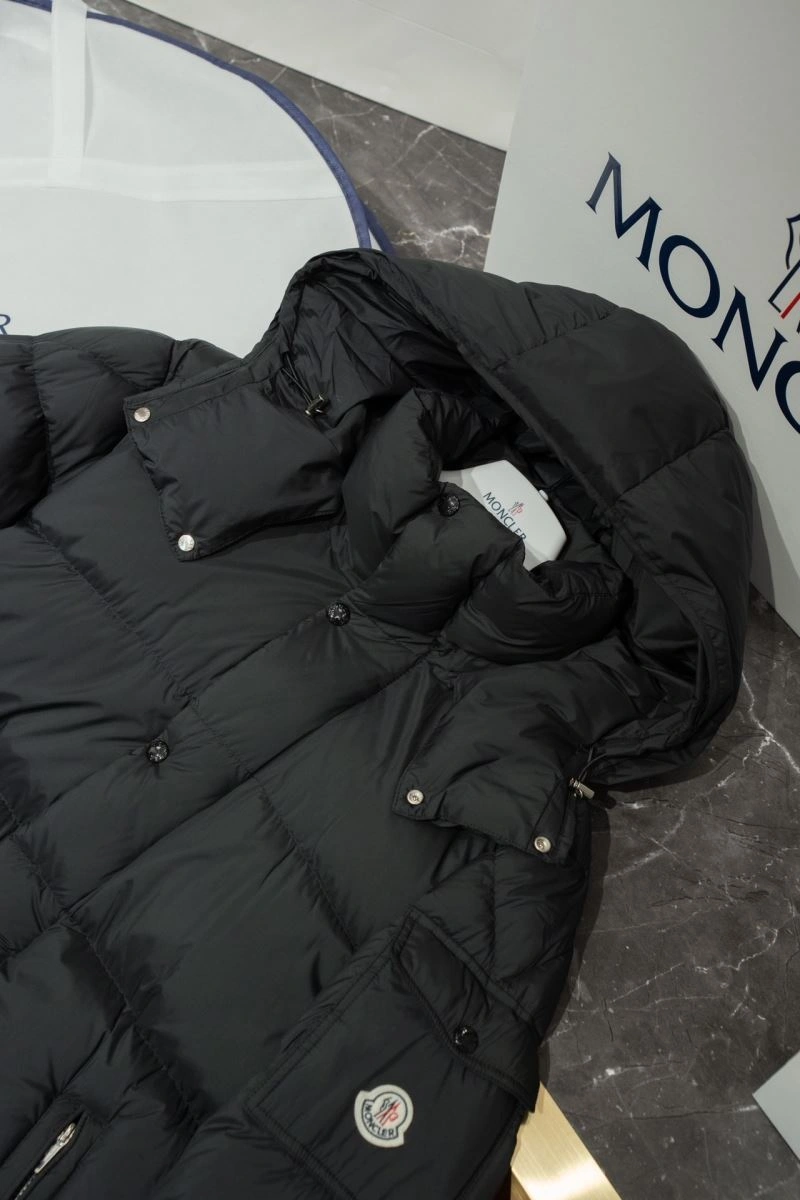 Moncler Down Jackets ComfortFit 144107
