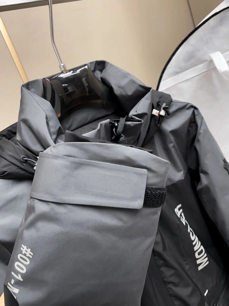 Compact Moncler Down Jackets 144105