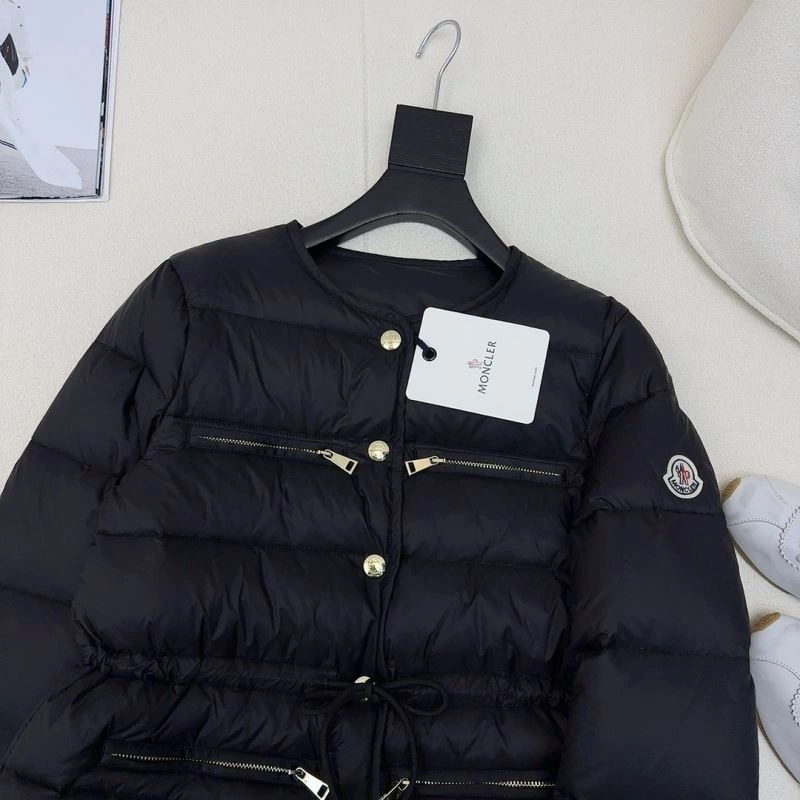 SmoothTexture Moncler Down Jackets 144099