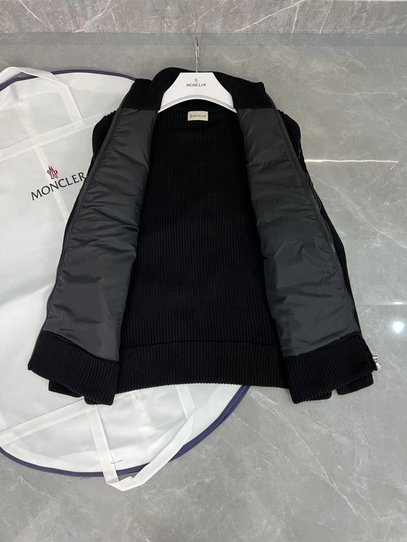 Moncler Down Jackets Modern 144114