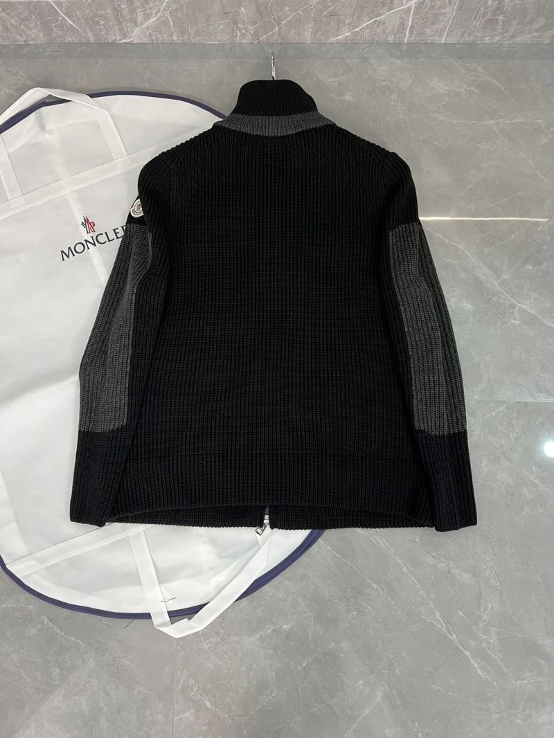 Moncler Down Jackets Modern 144114