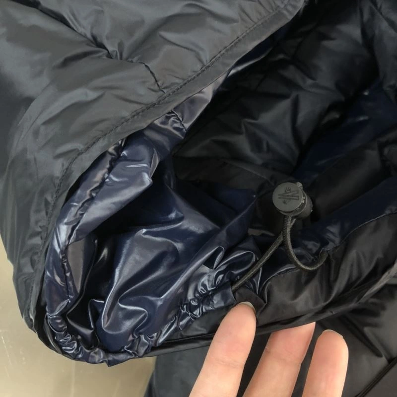 Moncler Down Jackets Original 144091