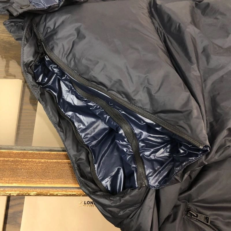 Moncler Down Jackets Original 144091