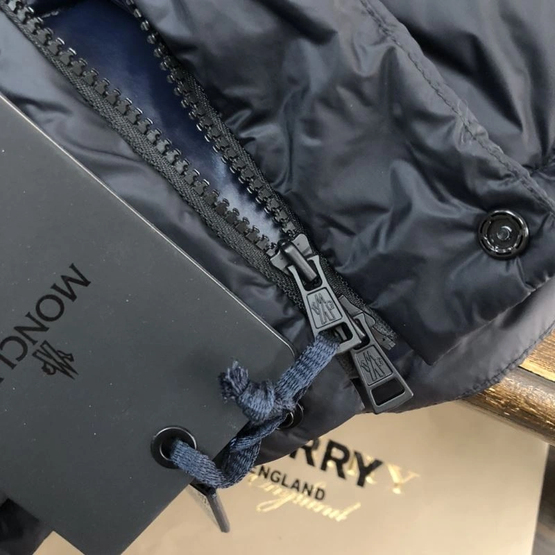 Moncler Down Jackets Original 144091