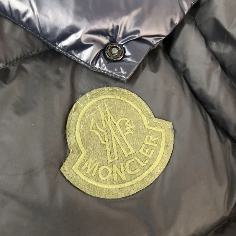 SoftTouch Moncler Down Jackets 144093