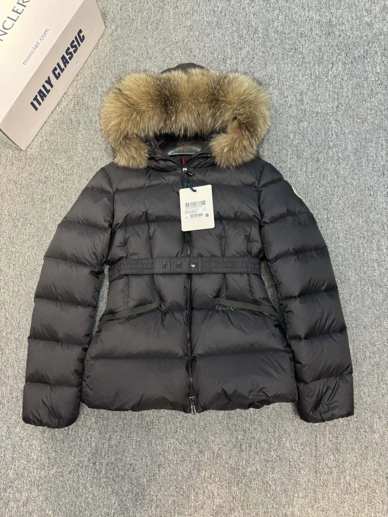 Moncler Down Jackets Supportive 144086