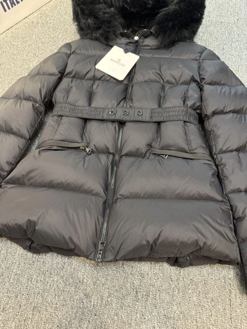 Moncler Down Jackets EasyMatch 144085