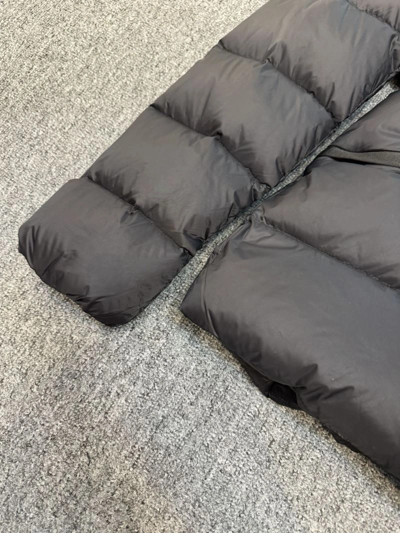 Moncler Down Jackets SoftTouch 144090