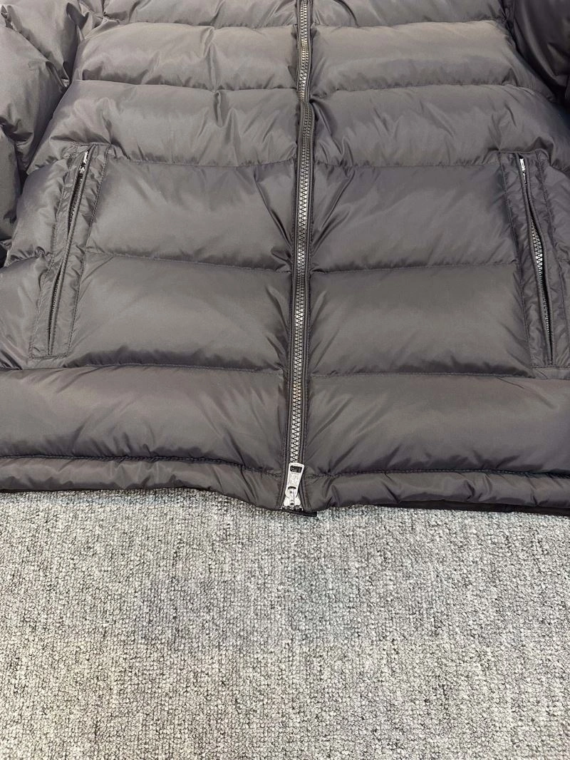 Moncler Down Jackets UrbanStyle 144082