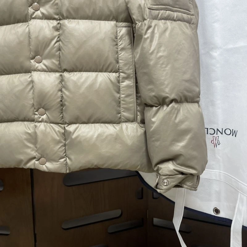 Moncler Down Jackets Unisex 144073