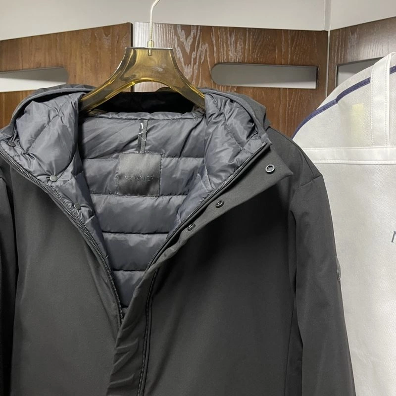 Moncler Down Jackets UrbanStyle 144070