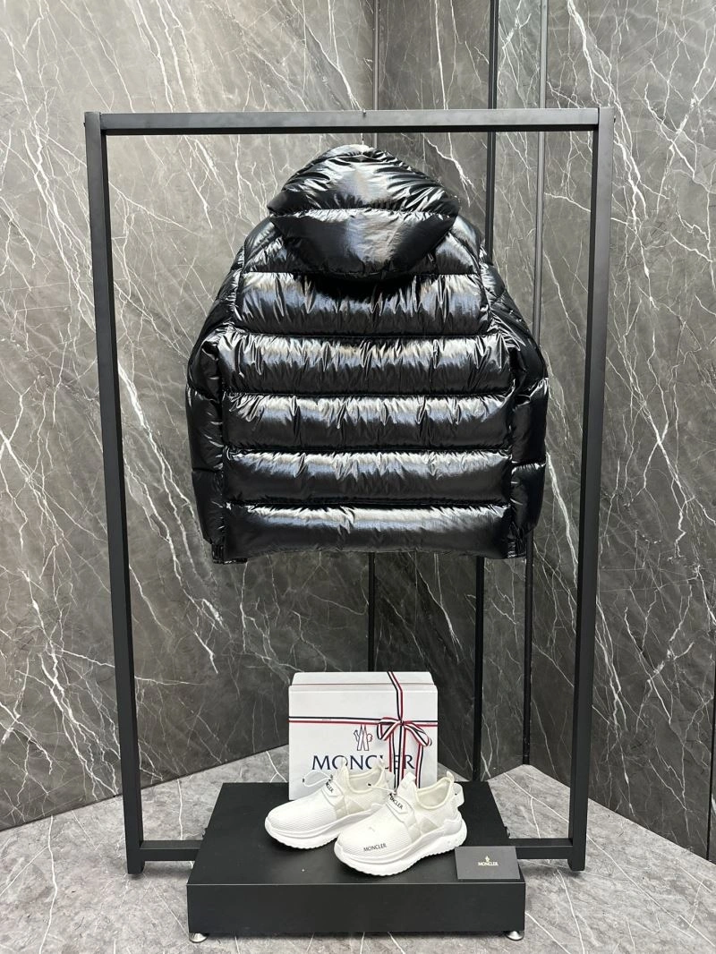 Moncler Down Jackets Attractive 144063