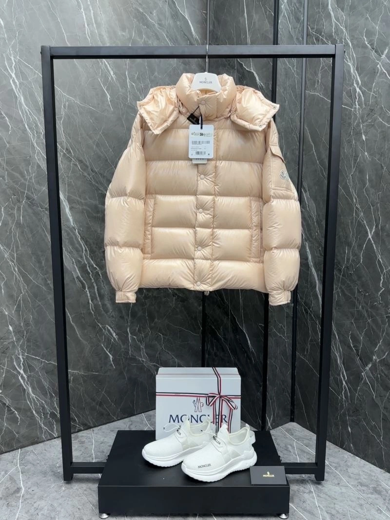 Functional Moncler Down Jackets 144062