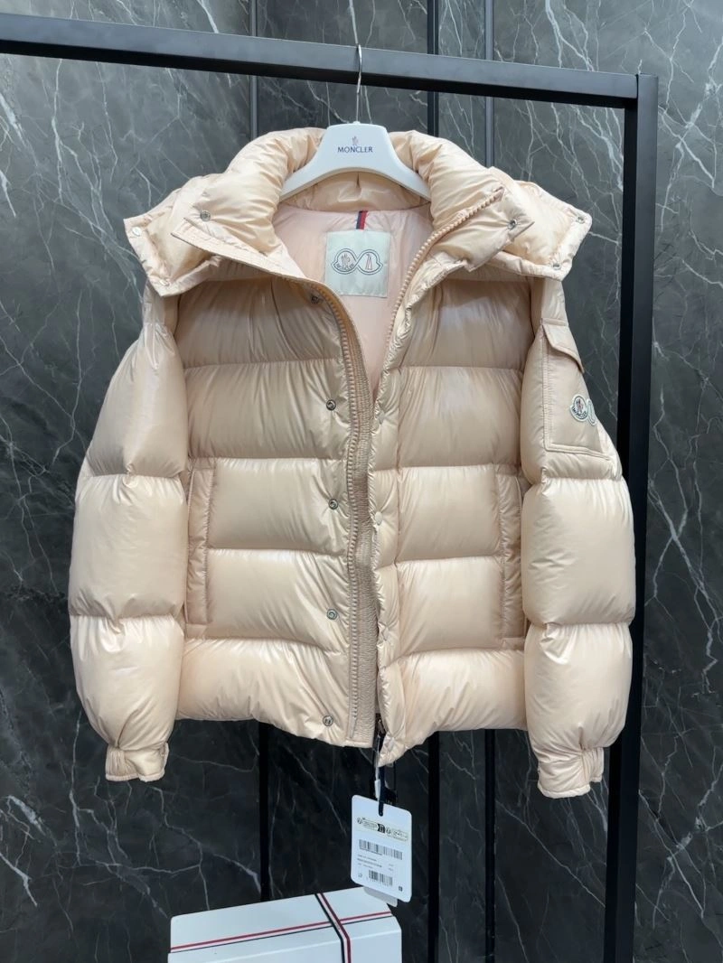 Functional Moncler Down Jackets 144062