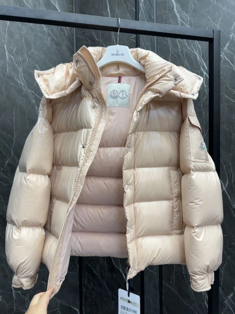 Functional Moncler Down Jackets 144062