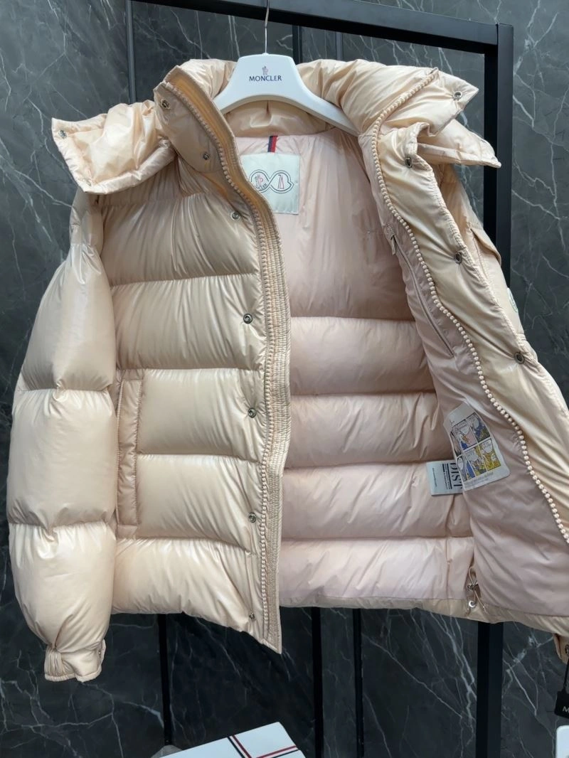 Functional Moncler Down Jackets 144062