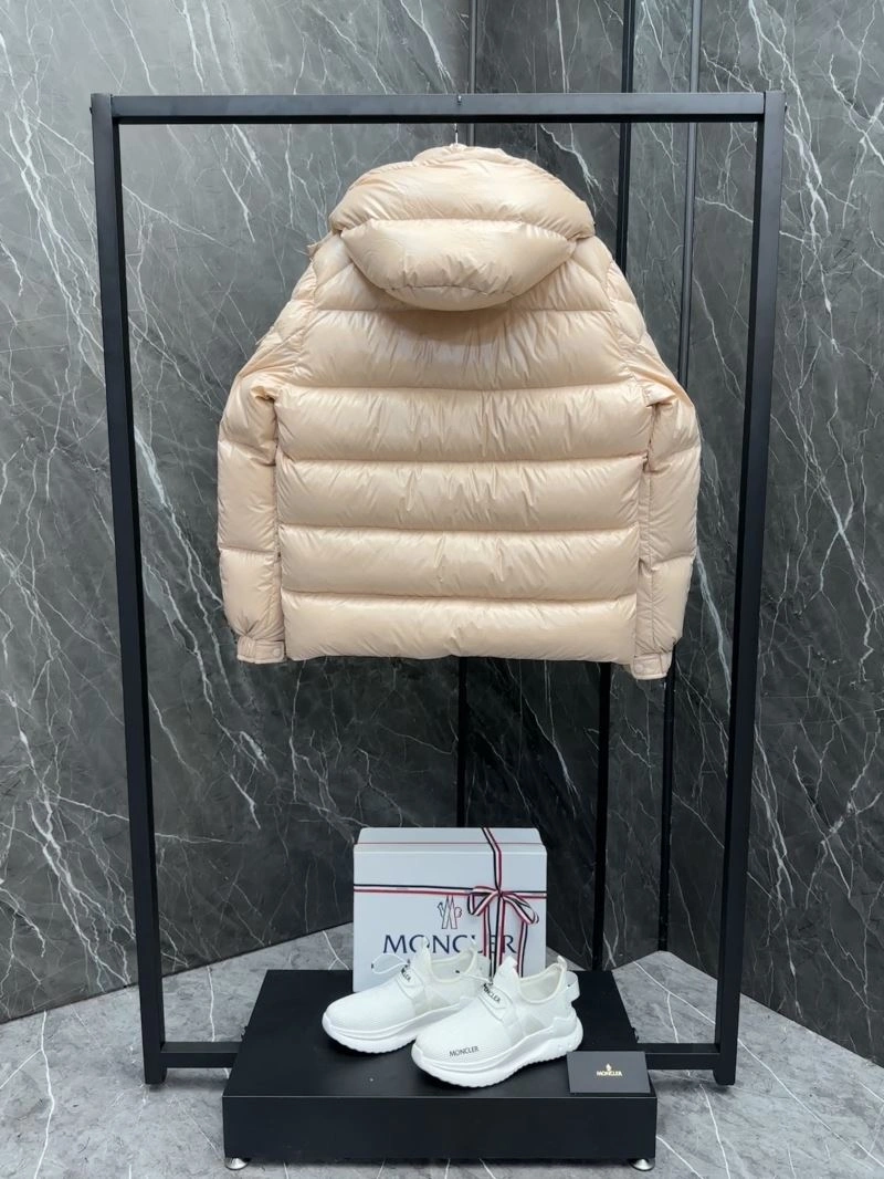 Functional Moncler Down Jackets 144062