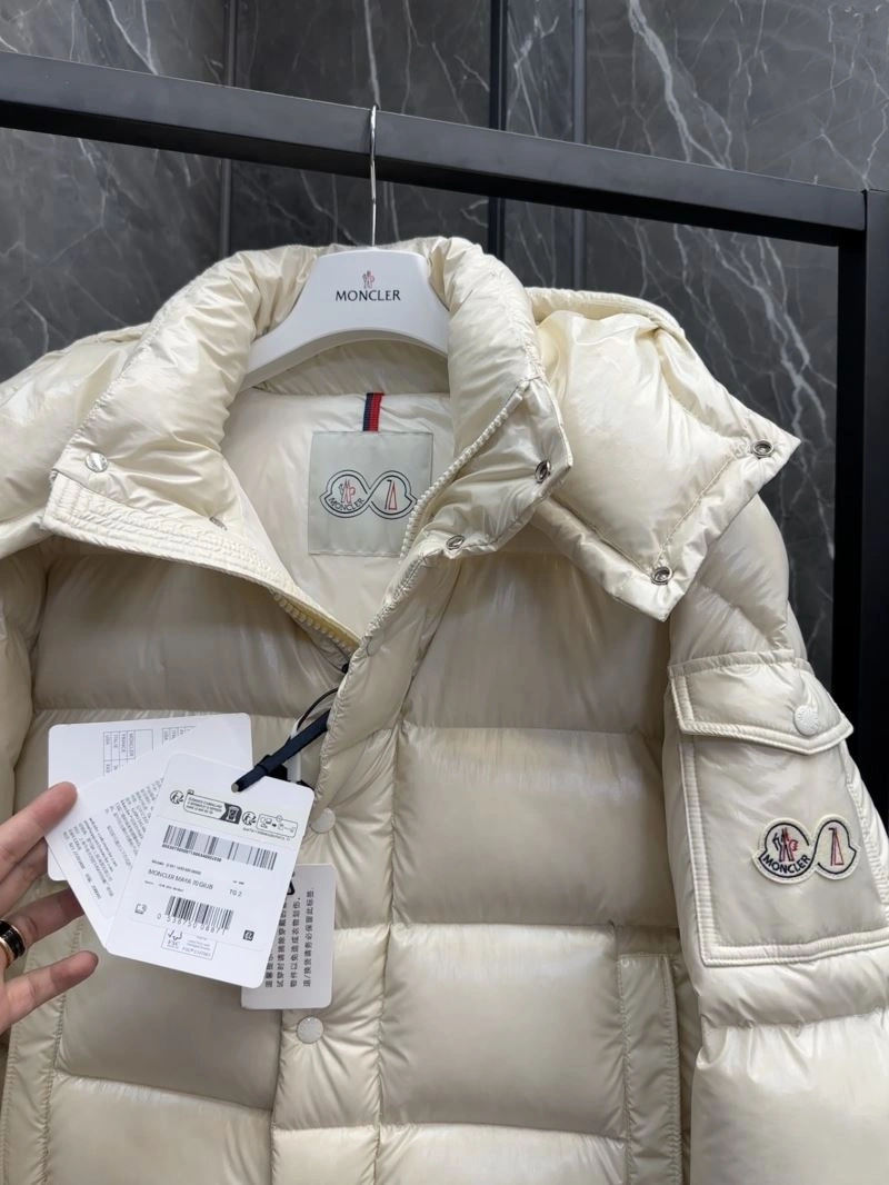 Moncler Down Jackets Casual 144058