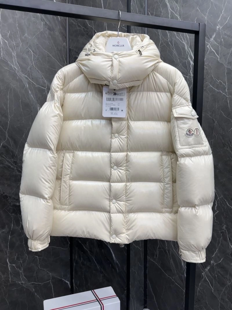 Moncler Down Jackets Casual 144058