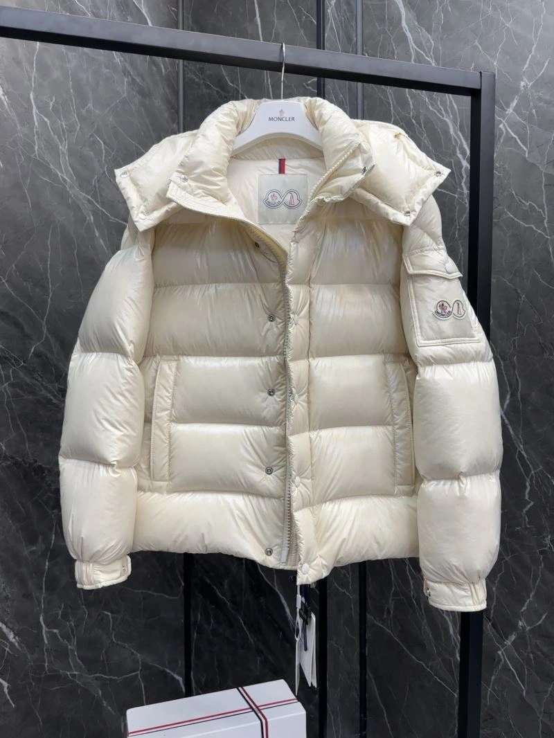 Moncler Down Jackets Casual 144058