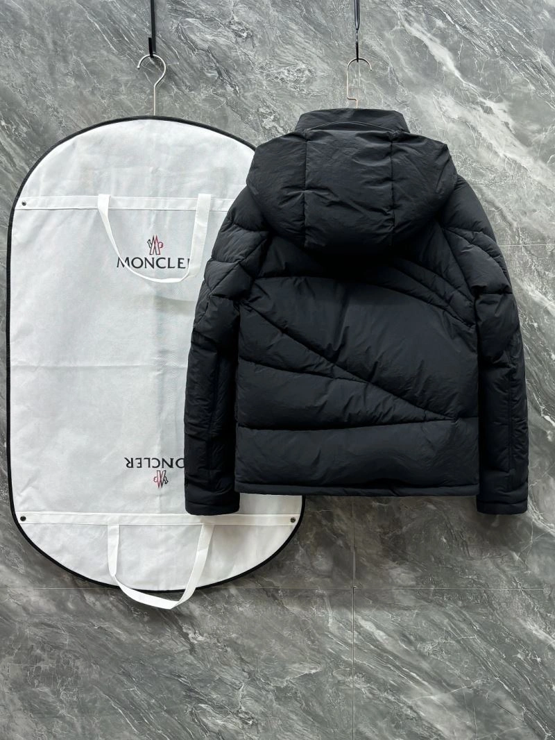 Moncler Down Jackets MultiPurpose 144065