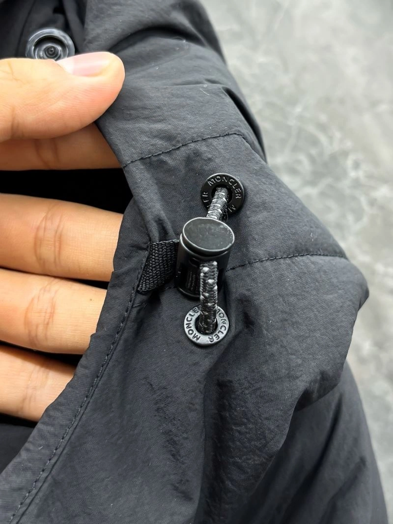 Moncler Down Jackets MultiPurpose 144065