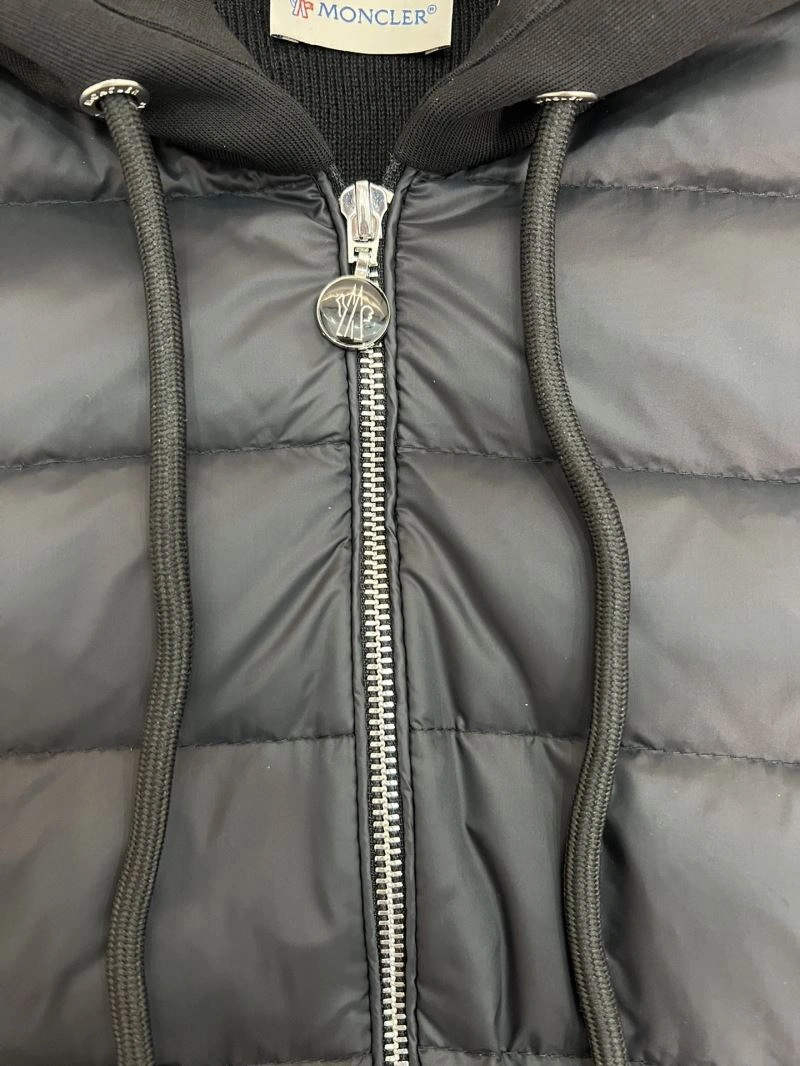 Moncler Down Jackets FreshLook 144055