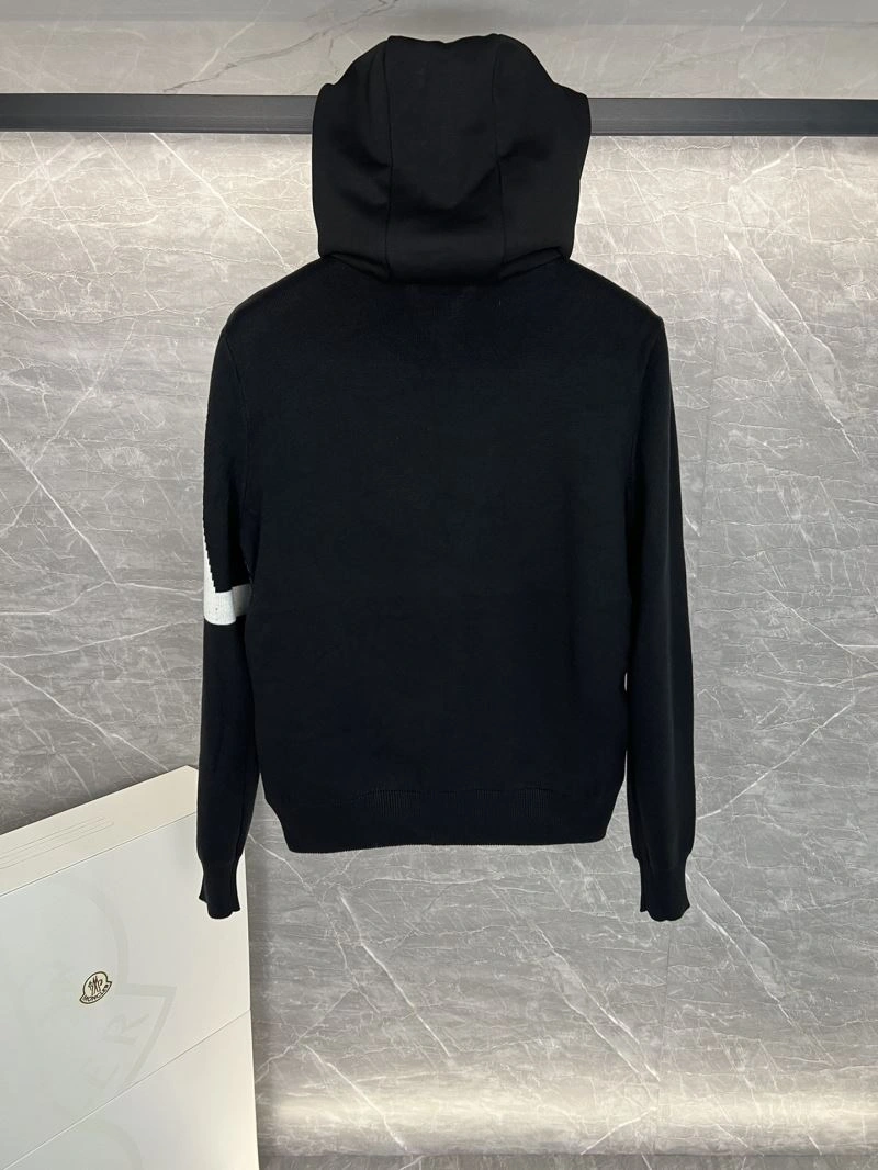 Moncler Down Jackets Soft 144057